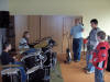 Schlagzeugunterricht: Justin, Philipp, Herr Schrder, Florian, Kevin